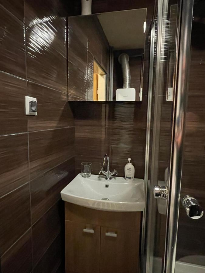 Przystanek Katowice Brynowska 55A Διαμέρισμα Εξωτερικό φωτογραφία